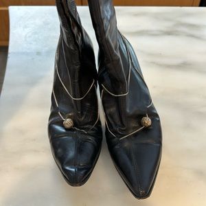 Soft black Italian leather. Vintage calf length boots. Size 38